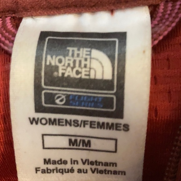 Hooded North Face lightweight jacket - Picture 3 of 4